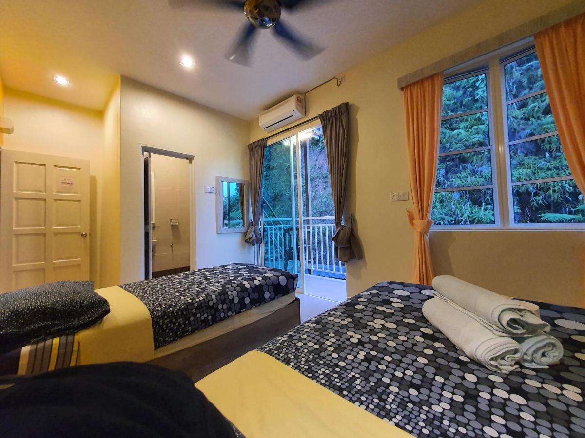 Fathers Guesthouse Bungalow Cameron Highlands Exterior photo